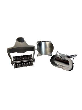 Pampered Chef Rolling Cookie Cutter Set #1442 REtired Like New Never Used